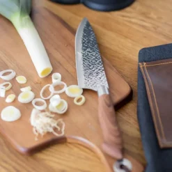 Akira knivsett 3 stk med brunt håndtak