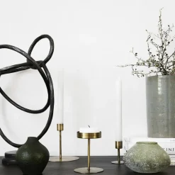 Anit lysestake 12 cm antikk messing