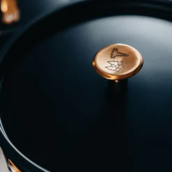 Arvet Mio kjele 4L svart hamret