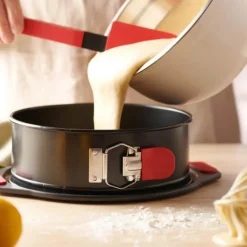 Bake It springform 26 cm svart/rød