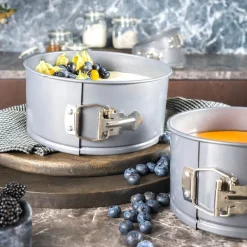 bAYk springform 16,5 cm sølv