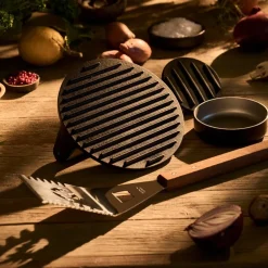 BBQ by Hellstrøm grillpresse 18 cm svart