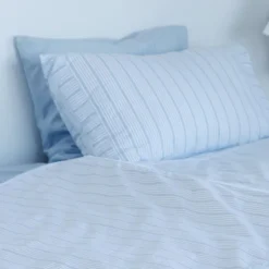 Bedding Collection dynetrekk 140x220+63x60 cm powder blue stripes