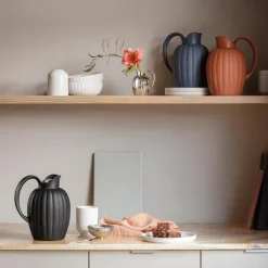 Bernadotte termokanne 1L svart