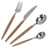 Bestikksett 16 deler eik