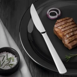 Biffbestikk 8 deler 18/0 stål