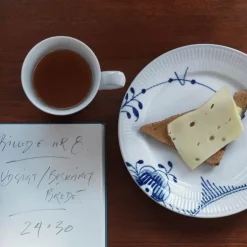 Blå Mega Riflet flat tallerken 22 cm dekor 2