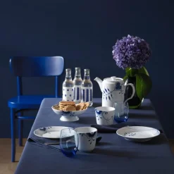 Blå Mega Riflet skål på fot 17 cm