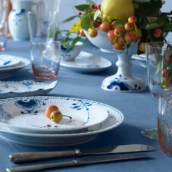 Blå Mega Riflet skål på stett 15 cm