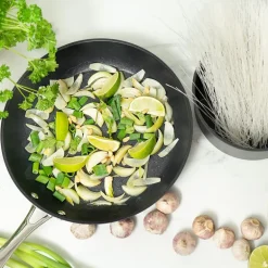 Black line stekepanne 28 cm svart