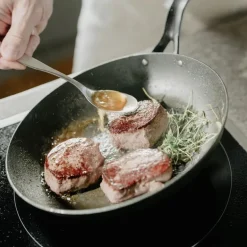 Blacksteel karbonstål stekepanne 24 cm svart