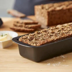 Brødform 25x11x6,4 cm stål