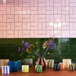 Calore lyslykt 10x10 cm Curve gul/hvit stripete