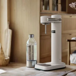 Carbonator 3 kullsyremaskin matt hvit