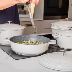 Cast Aluminium lav gryte 4L 29 cm krem