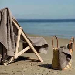 Classic badehåndkle 140x70 cm taupe