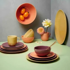 Confetti frokosttallerken 24 cm bordeaux