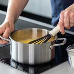 Core ballongvisp silikon 27,5 cm almond cream