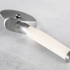 Core pizzahjul 22,7 cm almond cream