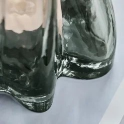 Curva telysestake 15 cm røkt grå