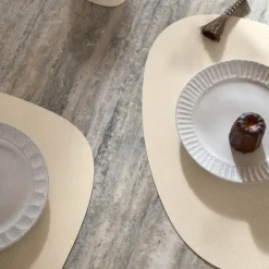 Curve Corduroy spisebrikke 37x44 cm vanilla