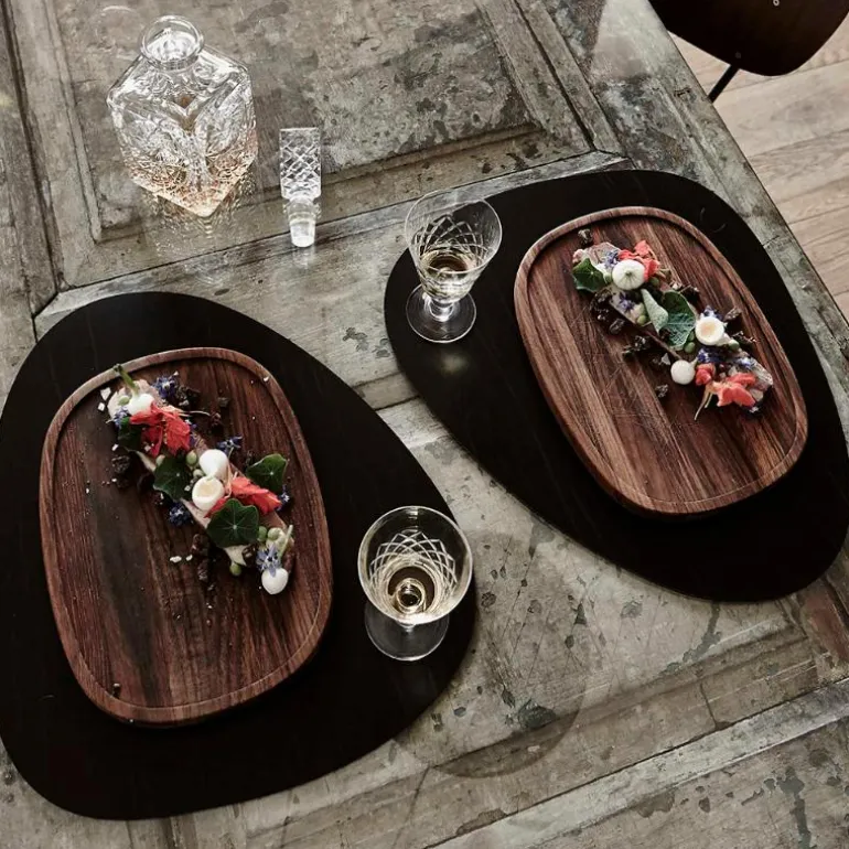 Curve Nupo spisebrikke L 37x44 cm svart