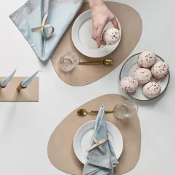 Curve Nupo spisebrikke L 37x44 cm sand