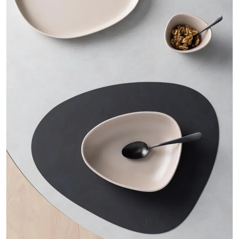 Curve Stoneware dyp tallerken 22x19 cm sand