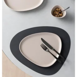 Curve Stoneware middagstallerken 30x26 cm sand