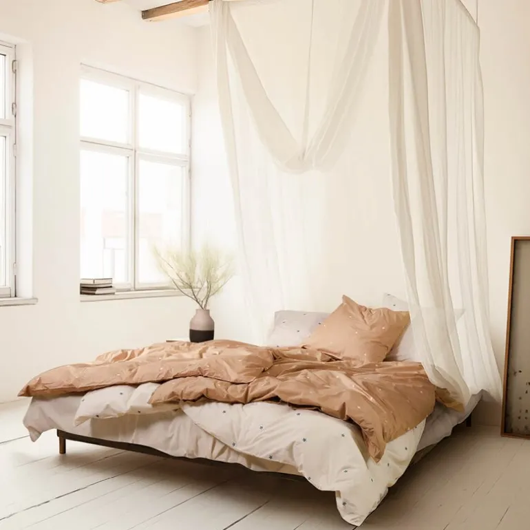 Daisy sengetøy 200x220 cm sand/hvit