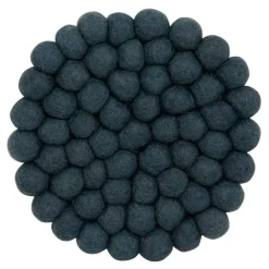 Dakota gryteunderlag i ull 19x19 cm grå