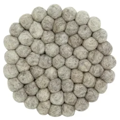 Dakota gryteunderlag i ull 19x19 cm lys grå