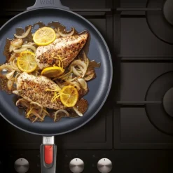 Diamond Lite traktørpanne 32 cm svart