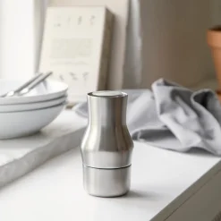 Dorotea kvern 14 cm matt stål