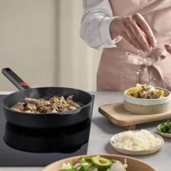 Eco logic qxr stekepanne 28 cm avtagbart håndtak svart