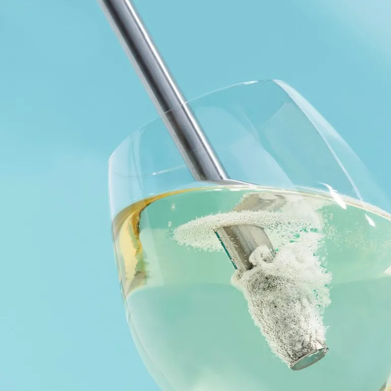 Elektrisk alt i ett vakumadapter svart