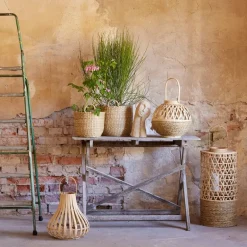 Eliz lykt i tre 31x41 cm