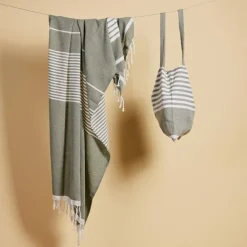 Ella Hamam duk 145x250 cm grønn