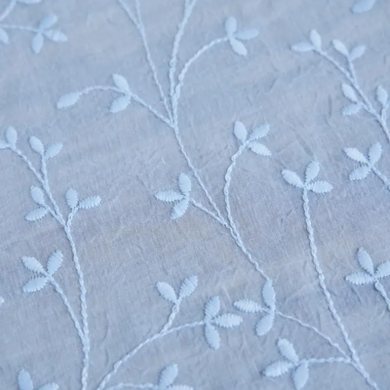 Eloise duk 220x160 cm lyseblå