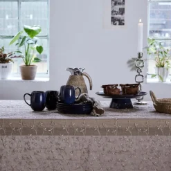 Eloise duk 280x160 cm mørk sand