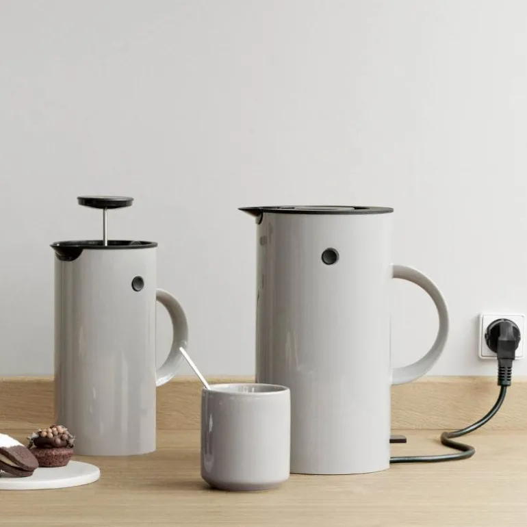 EM77 vannkoker 1,5L lys grå