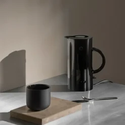 EM77 vannkoker 0,5L svart