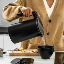 Enfinigy Pro vannkoker med termostat 1,5L 1550-1850W svart