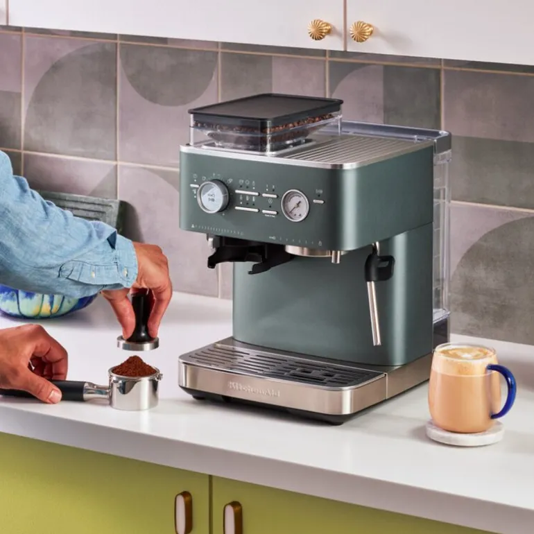 Espressomaskin m/kaffekvern halvautomatisk 5KES6551 juniper