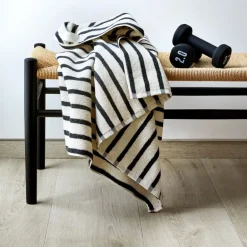 Everyday stripe håndkle 70x140 cm antrasitt