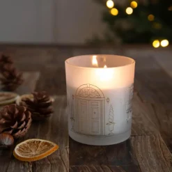 Fairy Tale duftlys chestnut/cardamom 8x9 cm hvit