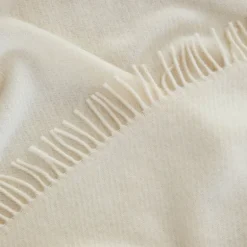 Falketind ullpledd 120x180 cm offwhite