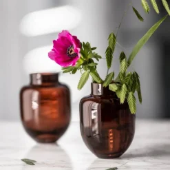 Family vase 11x8,4 cm brun