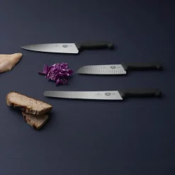 Fibrox slaktekniv 18 cm svart