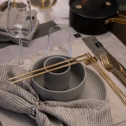 Frost Kito spisepinner 4 par med holder messing